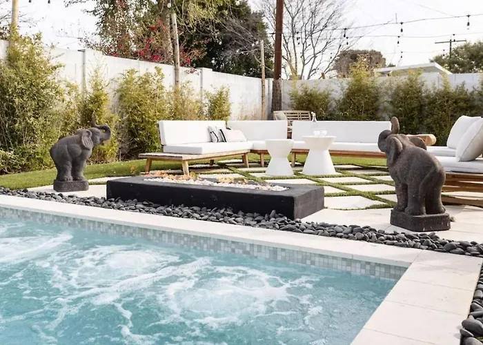 Dom wakacyjny 3 Bedrooms Firepit Pool Chess *